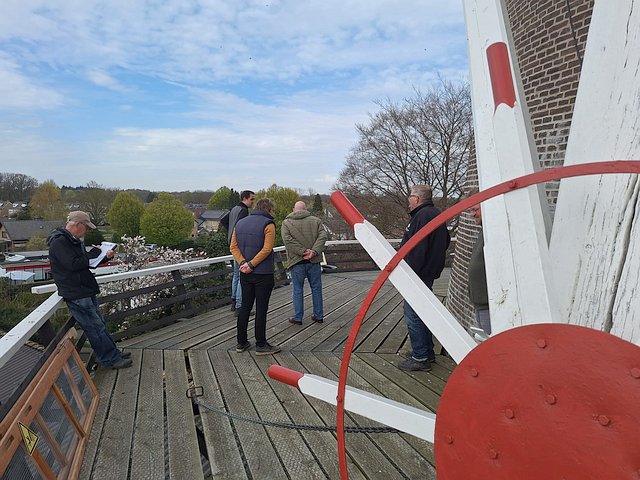 Marco op de stelling met de eaminators